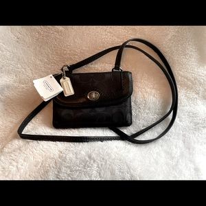 Coach crossbody wallet